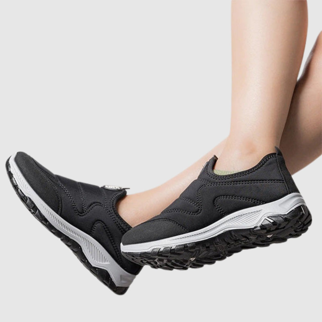 Libuše - Zapatillas de invierno universales